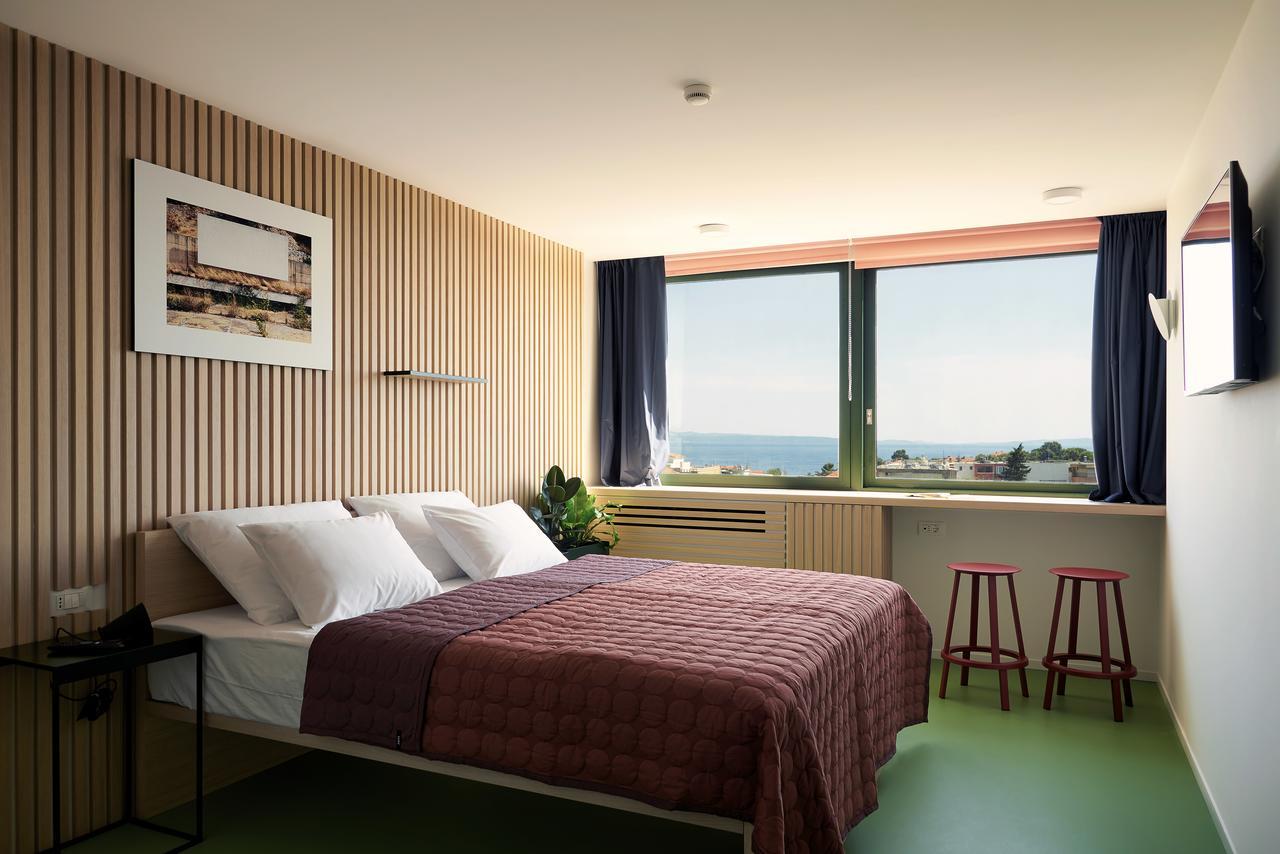 Up There Design Rooms Split Buitenkant foto