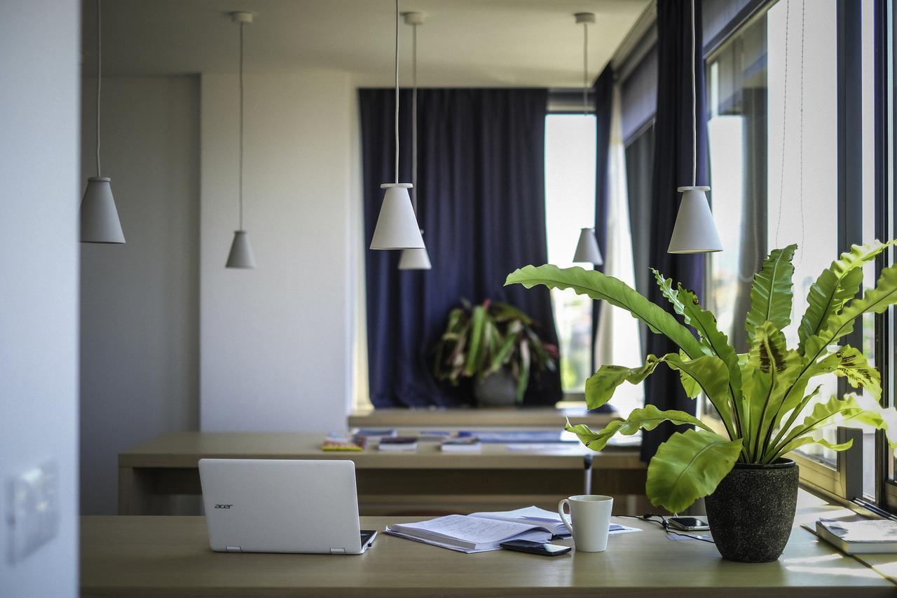 Up There Design Rooms Split Buitenkant foto